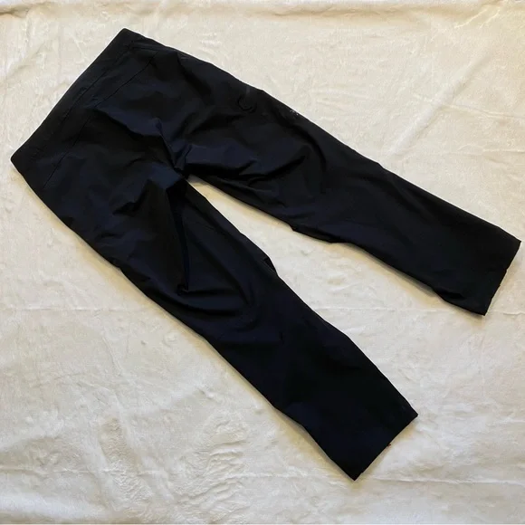 (M) Arc’teryx Men’s Hiking Pants Black Medium Hike Outdoor Windbreaker 33x32 - Picture 14 of 15